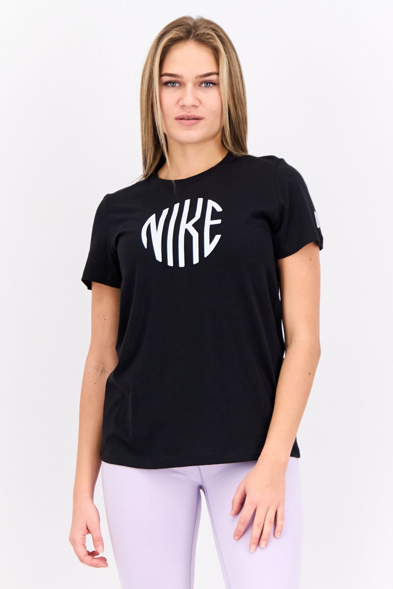 Nike تي شيرت رياضي نسائي قصير الأكمام فيت خارجي، أسود - Image 1