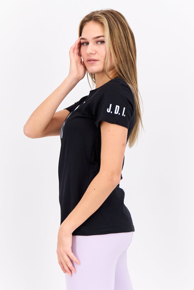 Nike تي شيرت رياضي نسائي قصير الأكمام فيت خارجي، أسود - Image 2