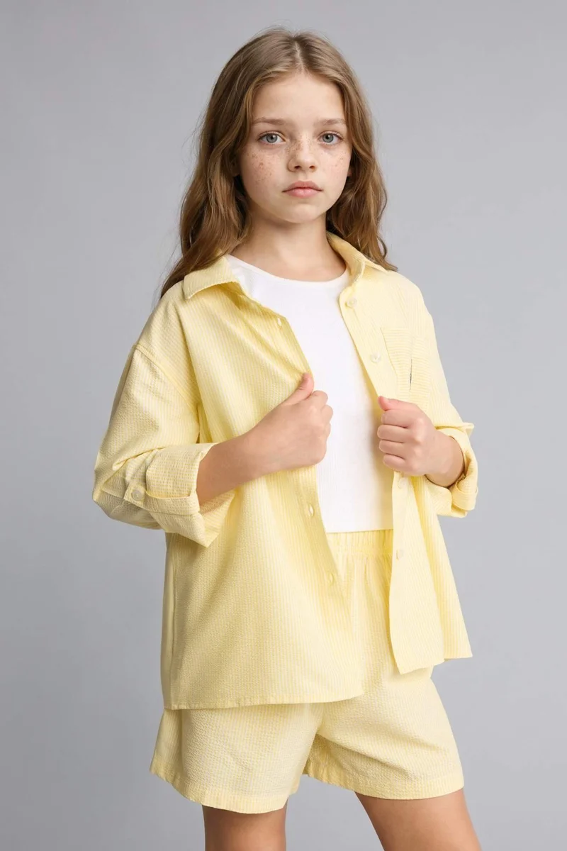 ديفاكتو Girl Crinkle Fabric 2 Piece Short Sleeve Shirt Shorts Set