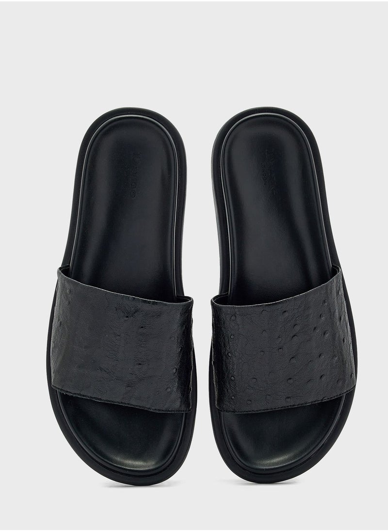 Casual Slides
