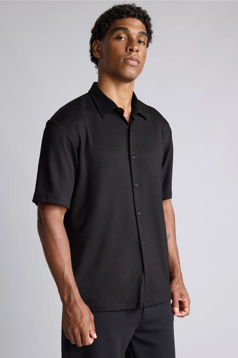 Defacto  Standard Fit Short Sleeve Shirt for Men | Best Price UAE