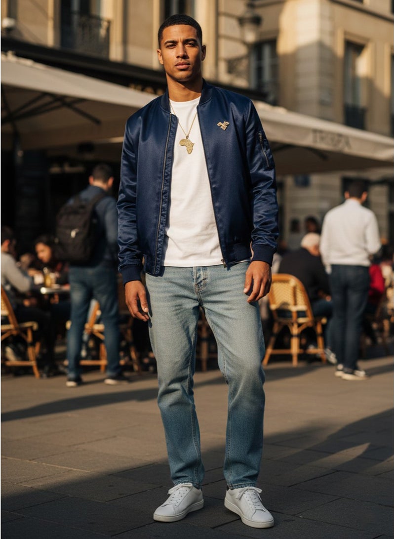 جوليا ستور قلادة أنيقة وعصرية مطلية بالذهب عيار 18 قيراطًا، مصنوعة من الفولاذ المقاوم للصدأ، بتصميم بسيط وفاخر، تحمل صورة قارة أفريقيا الكبيرة مع خرائط الدول. هدية مثالية للرجال والنساء. - Image 5