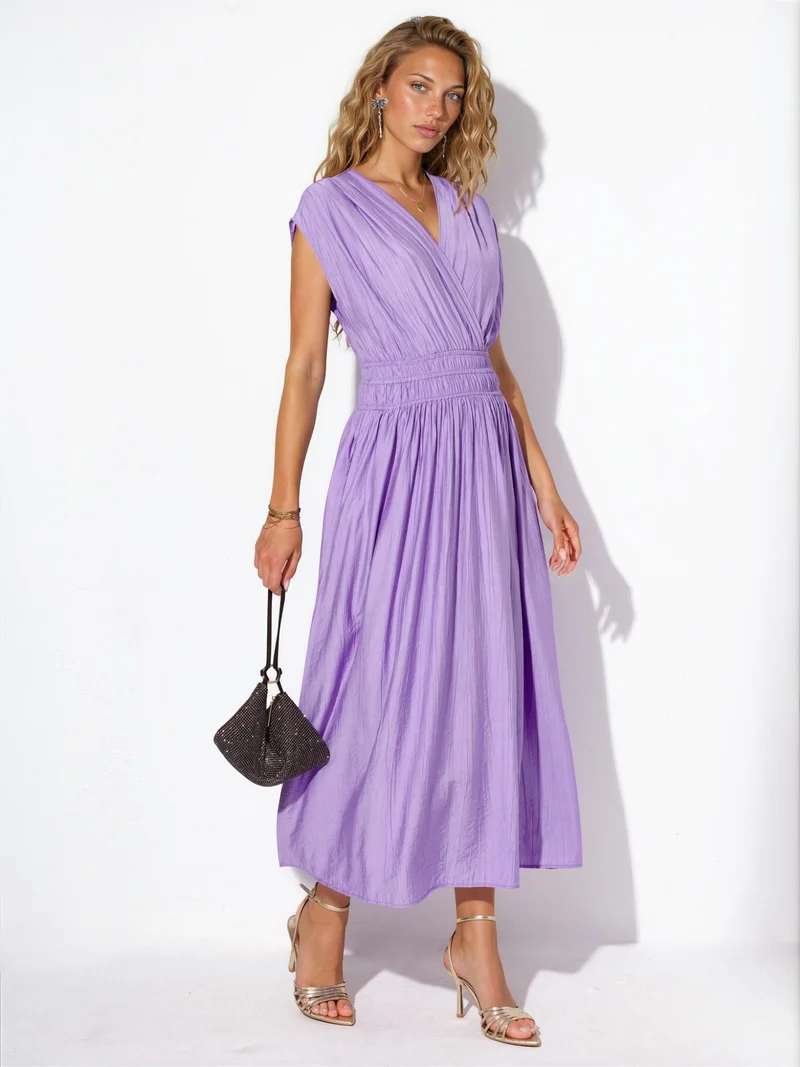 بوسيم BUSEM Textured V-Neck Midi Dress