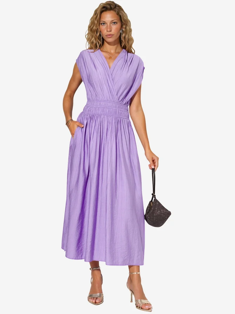 بوسيم BUSEM Textured V-Neck Midi Dress