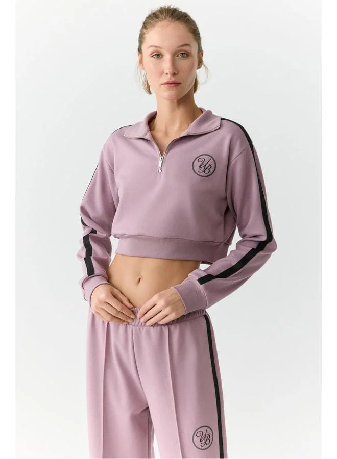Urban Beat HELENA Women's Zippered Stand-Up Collar Crop Sweatshirt with Small Printed Motifs in Dusty Rose.