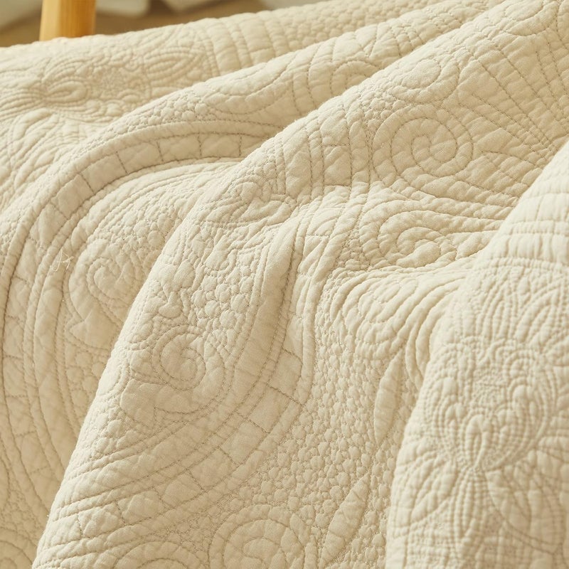 Brandream Beige Sunflower Quilt Cotton Quilted Throw Blanket for Bed Couch Daybed 47 X 60 Inch Decorative Blankets Luxury Chic Design… - Image 3