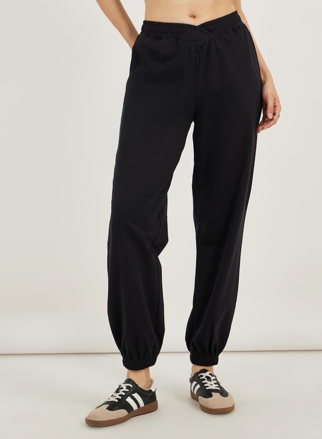 ستايلي بنطلون رياضي بخصر مرتفع ورباط متقاطع وأرجل مستقيمة - Image 2