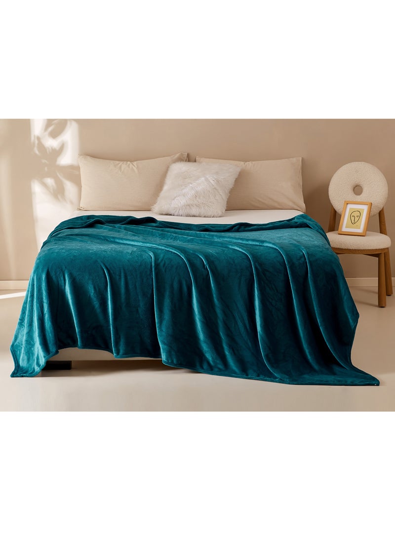 RISHAHOME - Light weight Extra Soft Single Size Solid Blanket all season Flannel Fleece Throw Blanket 150x200cm 100% Polyester-Green - Image 1