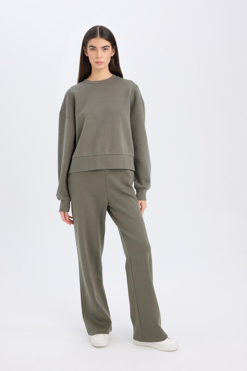 DeFacto Woman Straight Fit High Waist Thick Basic Sweatpants - Image 2