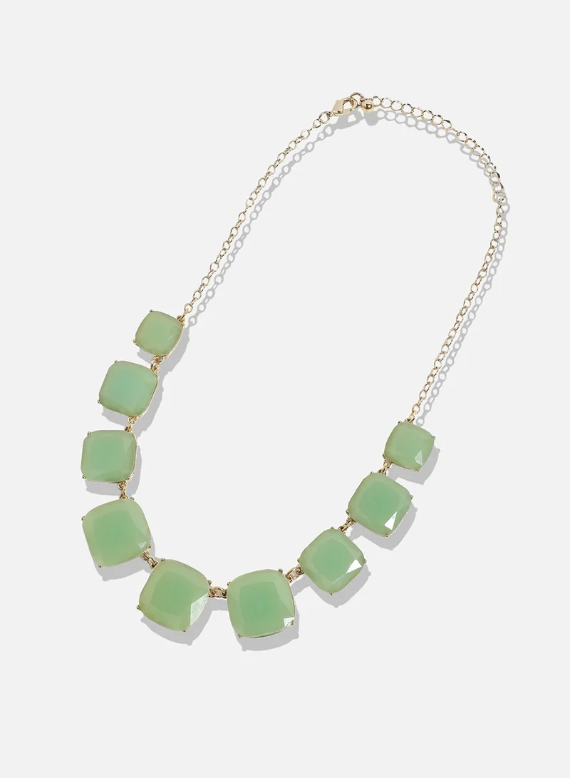 سوهي قلادة مصممة بأحجار متعددة الألوان