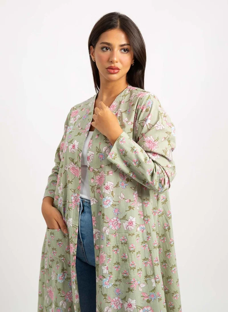 Kaafmeem Daisy Sprig A-Cut Abaya