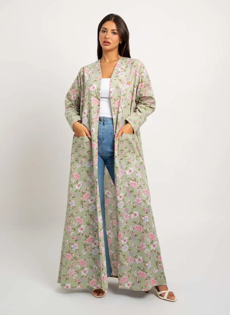 Kaafmeem Daisy Sprig A-Cut Abaya
