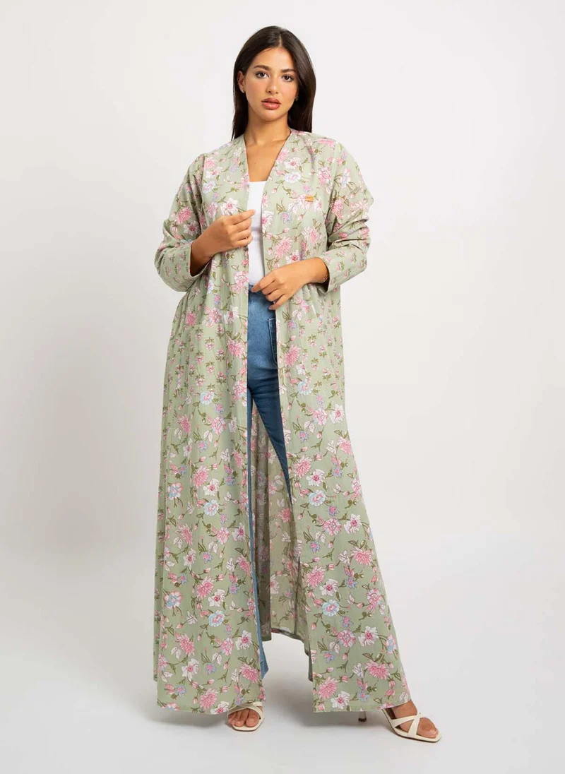 Kaafmeem Daisy Sprig A-Cut Abaya