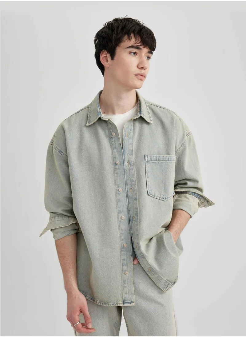 ديفاكتو Oversize Fit Long Sleeve Shirt