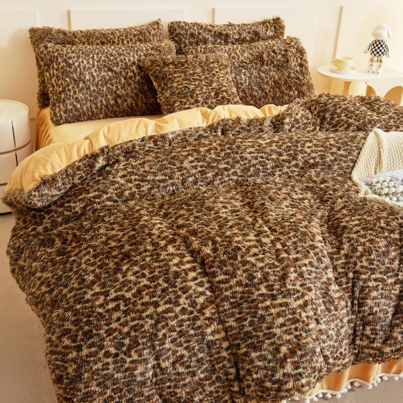 HAIHUA Fluffy Cheetah Print Comforter Cover Full Size Set, Soft Furry Plush Cheetah Print Bedding Full Size 3 Pieces (1 Fuzzy Duvet Cover + 2 Faux Fur Pillow Cases) Fluffy Bed Set, Zipper Closure - Image 3