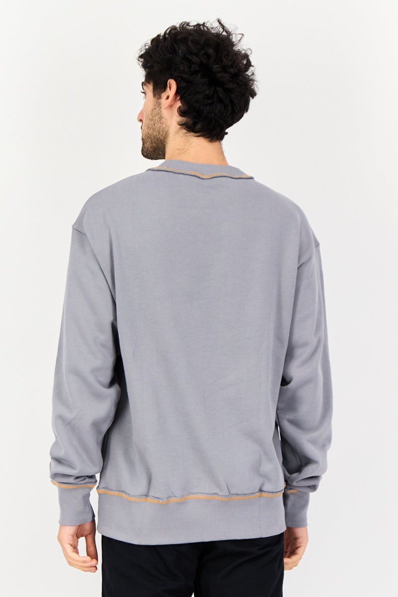 Reebok سويت شيرت رياضي للرجال بأكمام طويلة مناسب للخارج، رمادي - Image 2