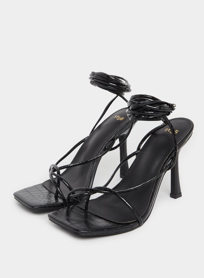 ستايلي صنادل بكعب ستيليتو برباط متقاطع سادة - Image 3