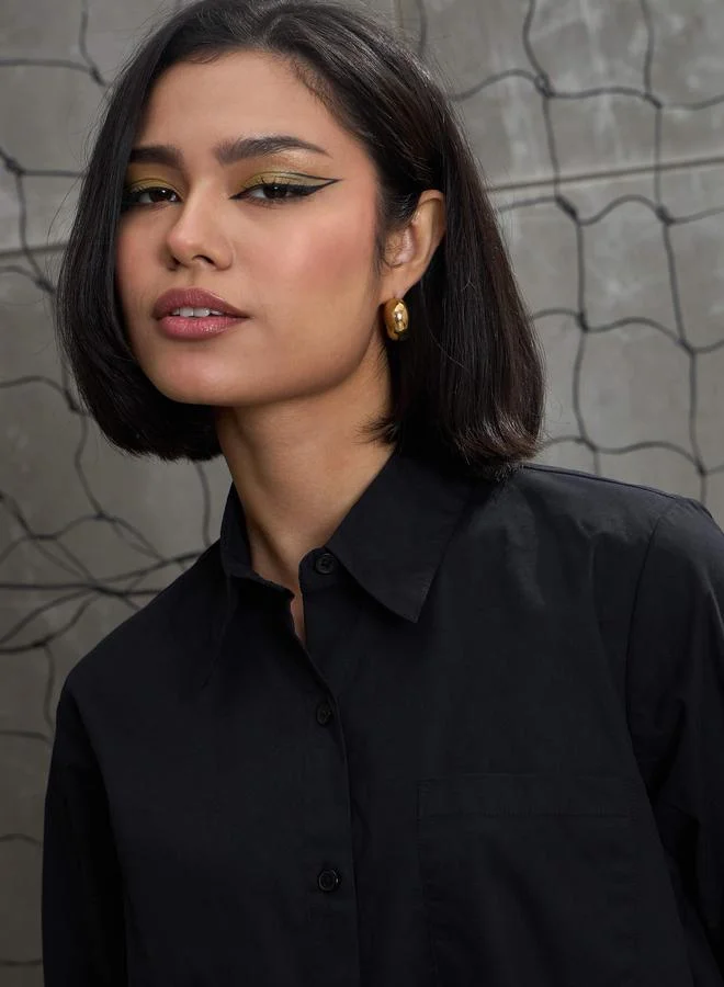 SASSAFRAS Black Poplin Asymmetric Hem Buttoned Shirt