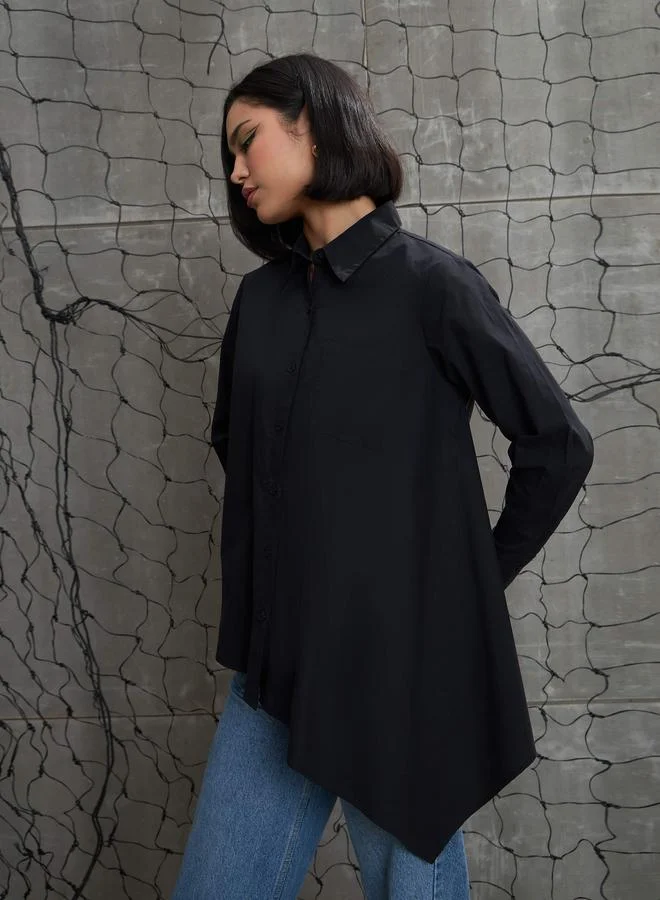 SASSAFRAS Black Poplin Asymmetric Hem Buttoned Shirt