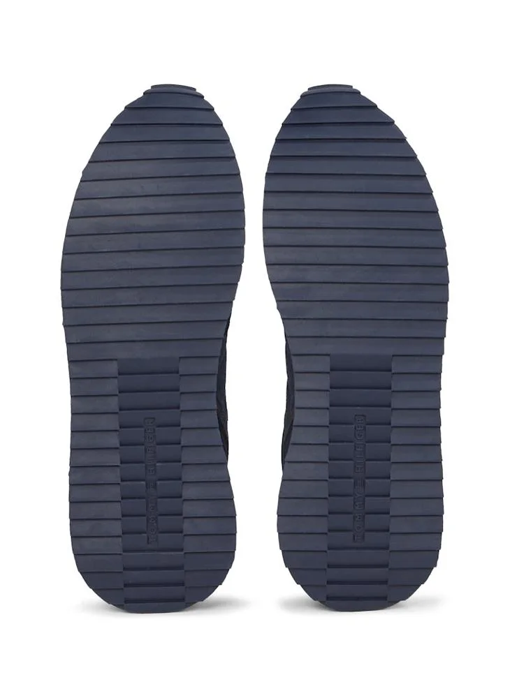 تومي هيلفيغر Casual Lase Up Low - Top Sneakers