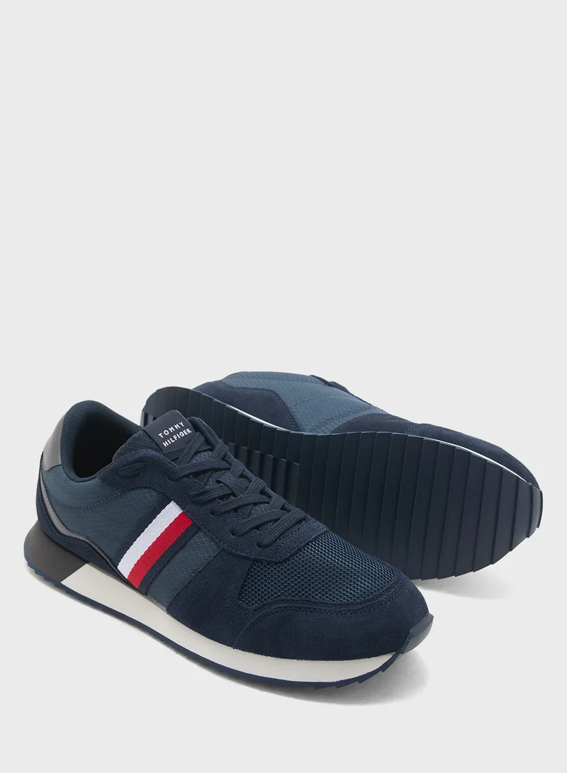 تومي هيلفيغر Casual Lase Up Low - Top Sneakers