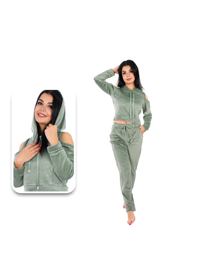 Dadoush A distinctive winter pajama made from ribbed velvet fabric by Daddoush, a high-quality velvet winter pajama for women. - Image 1