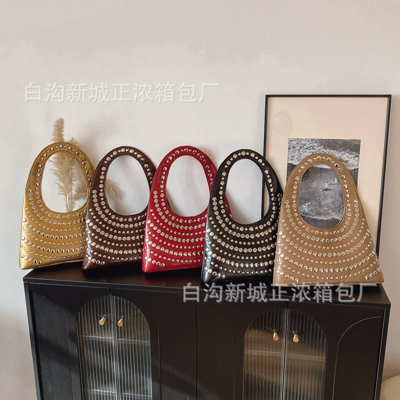 Fashion Women'S Bag 2025 Casual Stylish Trendy Rivet Armpit Bag Ins Texture Popular Single Shoulder Crossbody Bag - Image 2