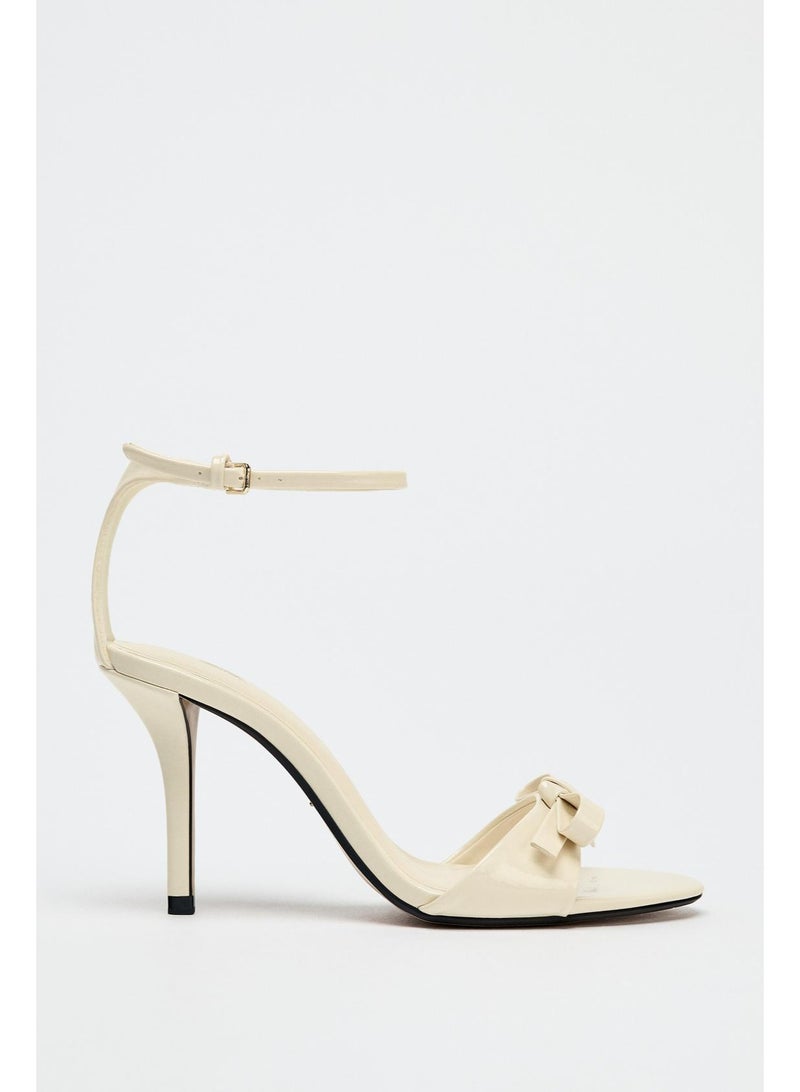 زارا صندل بكعب مقوس - Image 1