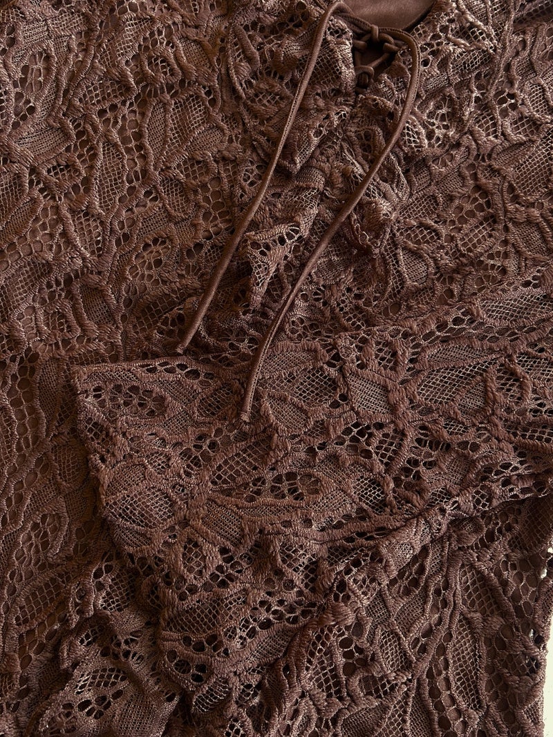 OUTZIDR Brown Lace Dress With Ruffled Details & Flared Sleeves - Image 5