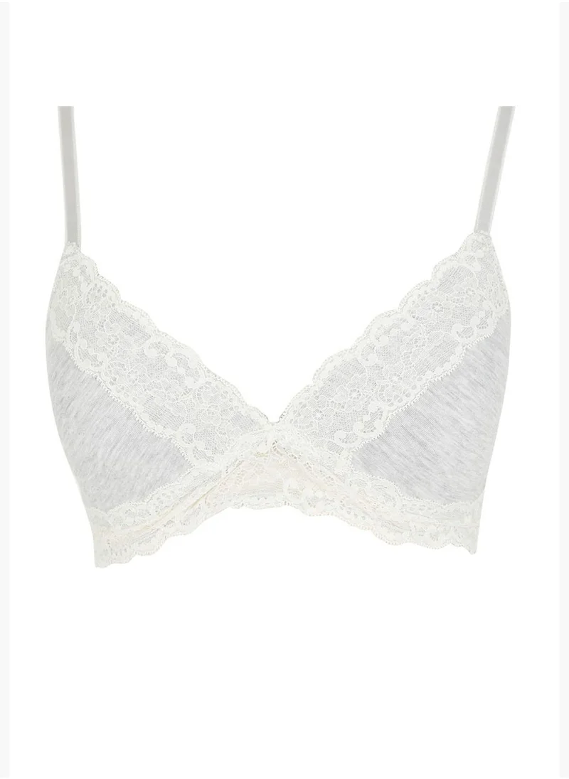 DeFacto Lace Deep V-Neck Bra