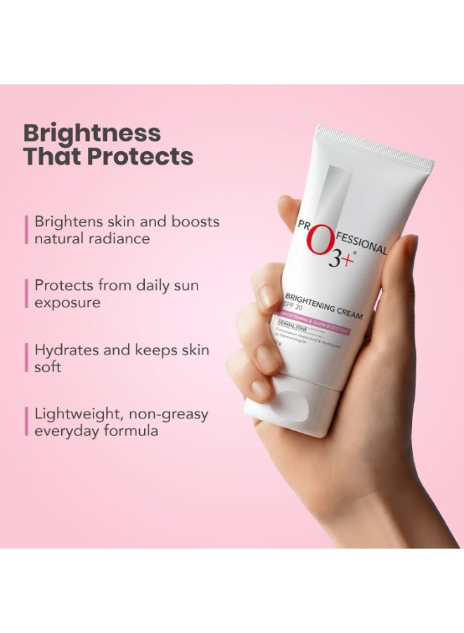 O3+‎ كريم تفتيح الوجه O3+ مع واقي شمس بعامل حماية SPF 30 لتفتيح البشرة، وحماية من الأشعة فوق البنفسجية UVA وUVB واسمرار الشمس، 50 غرام - Image 2