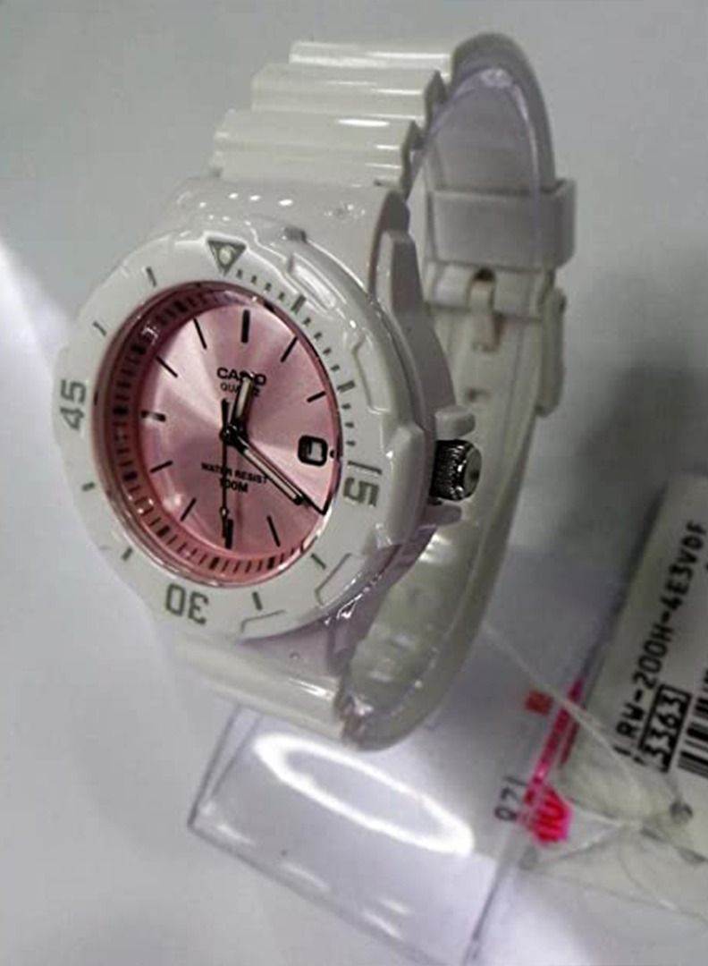 CASIO Women's Water Resistant Analog Watch LRW-200H-4E3VDF White - Image 5