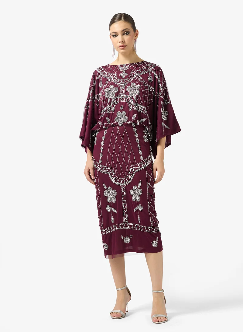 فروك اند فرل فستان ميدي بأكمام كاب مزينة