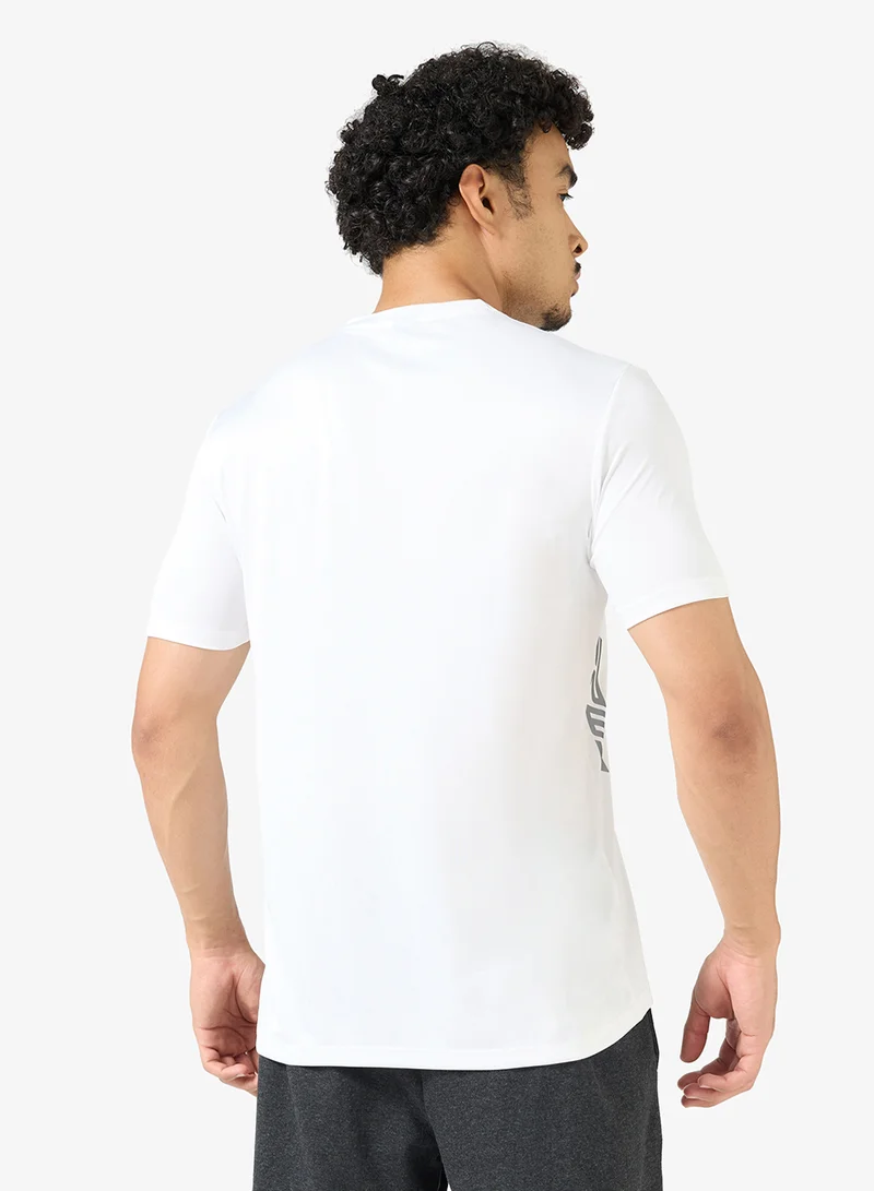 فورورد ملابس رياضية