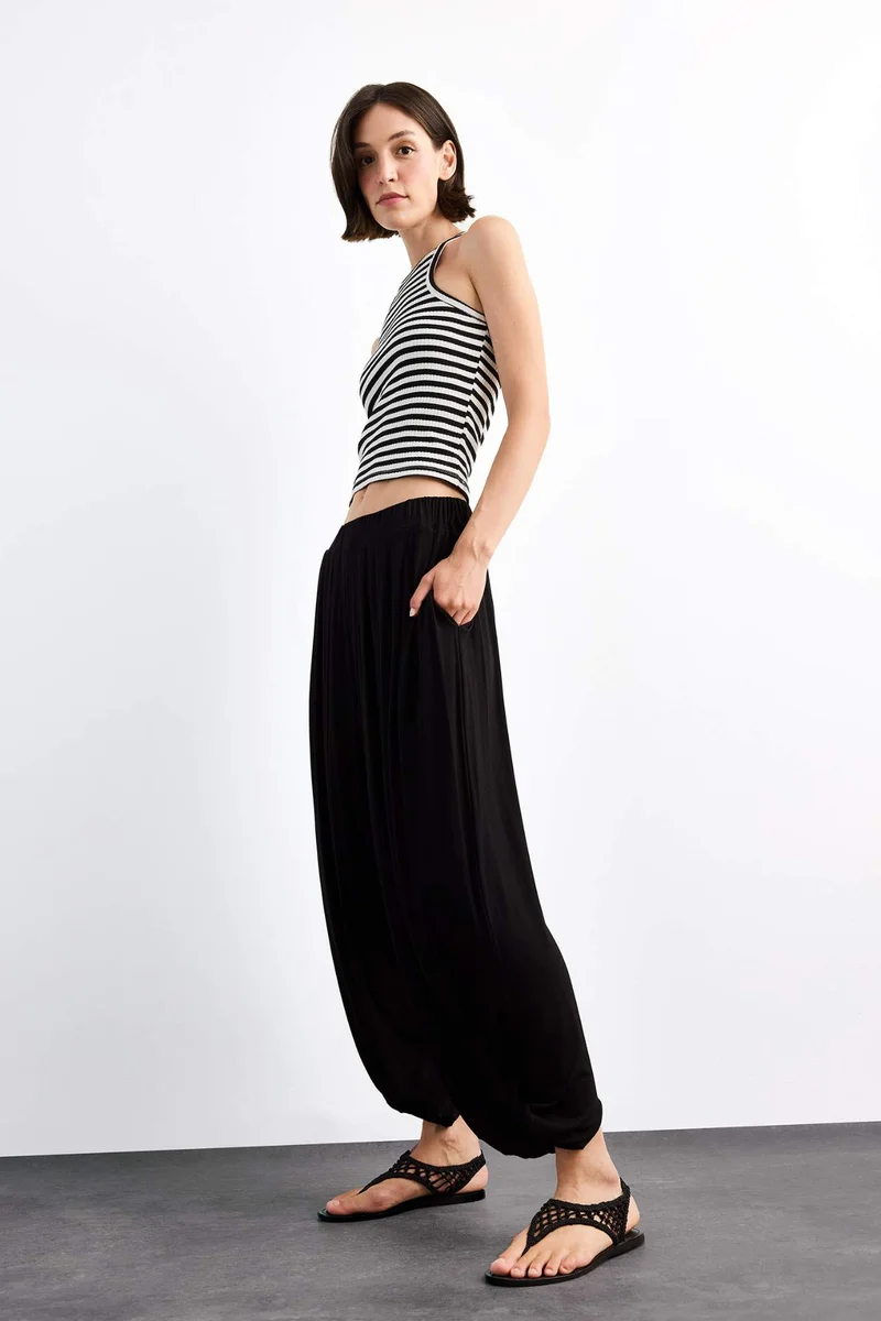 ديفاكتو Baggy Fit Regular Waist Jogger Modal Trousers