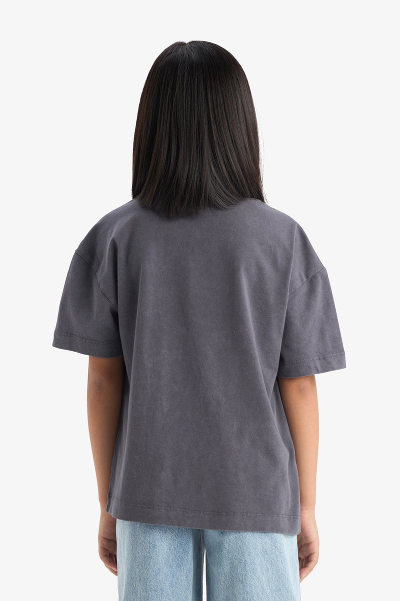 DeFacto Girl Oversize Fit Mickey & Minnie Licensed Short Sleeve T Shirt  - Image 3