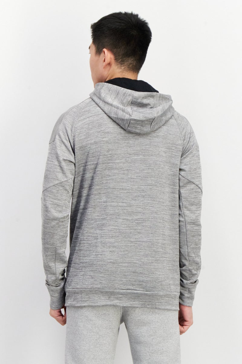 Hummel سويت شيرت رياضي للرجال بأكمام طويلة بشعار العلامة التجارية، رمادي - Image 2