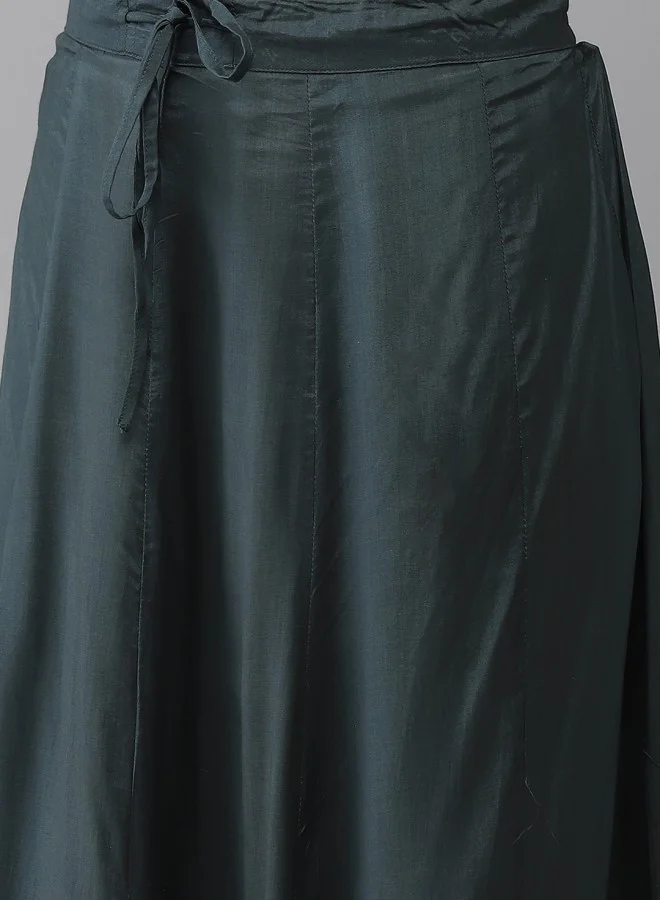 ISHIN Women's Teal 100% Cotton Embroidered Straight Fit Kurta Set