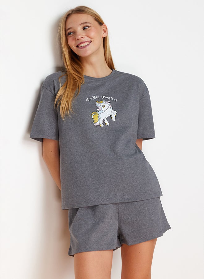 trendyol Grey Melange Printed Knitted Pajama Set with Shorts - Image 3