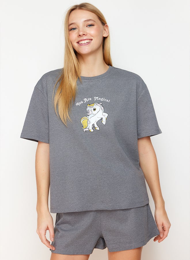 trendyol Grey Melange Printed Knitted Pajama Set with Shorts - Image 2