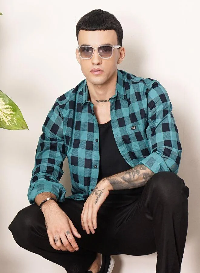 The Indian Garage Co Men Slim Fit Checkered Full Sleeves Spread Collar Casual Shirt