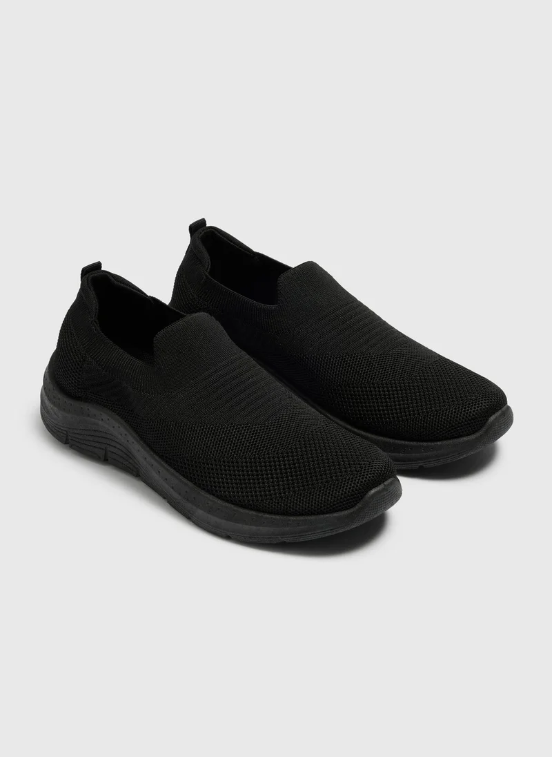 ماتلان Black Knitted Slip On Trainers
