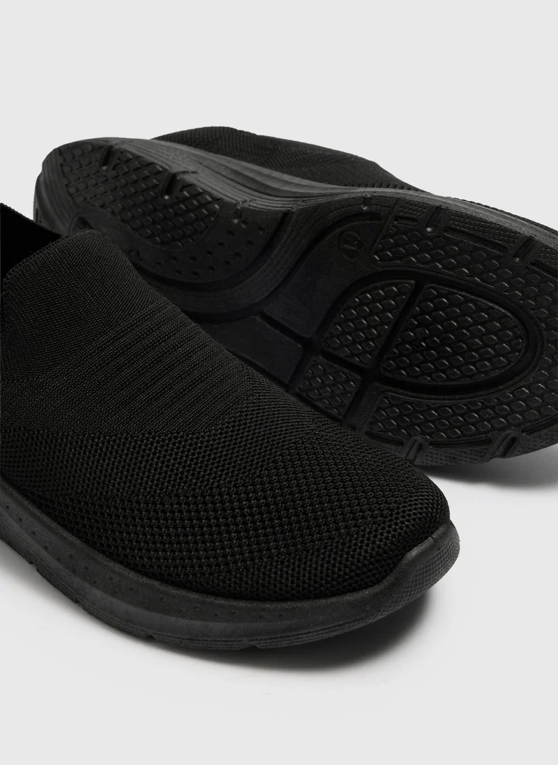 ماتلان Black Knitted Slip On Trainers