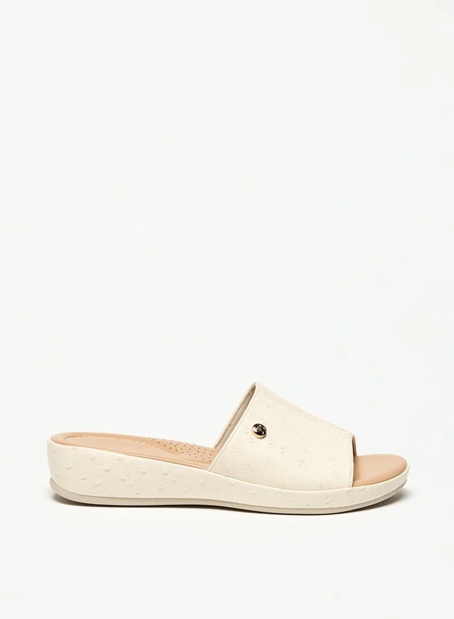 فلورا بيلا من شو إكسبرس Womens Textured Slip-On Flatform Sandals
