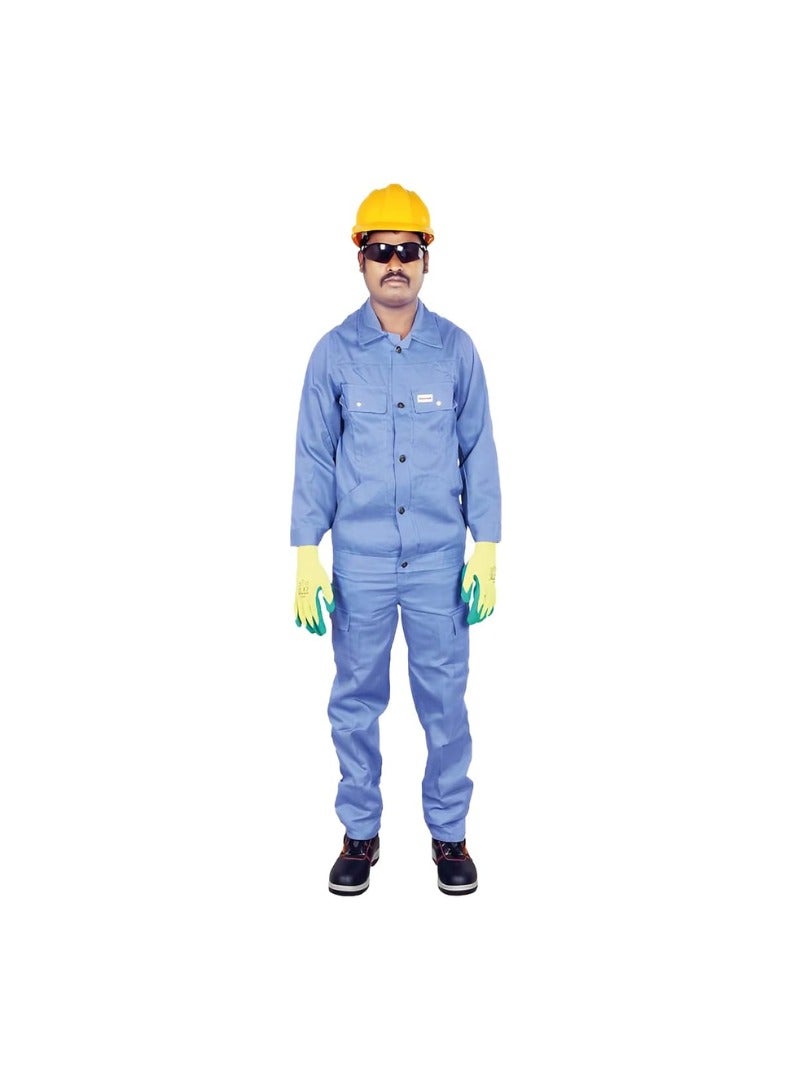 KNP KNP Blue Industrial Coverall (XL) is designed to offer protection and comfort for individuals in industrial and demanding environments.  - Image 2