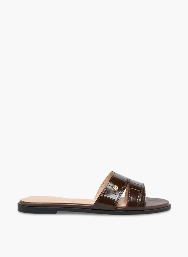 سيليست Women Textured Slip-On Sandals