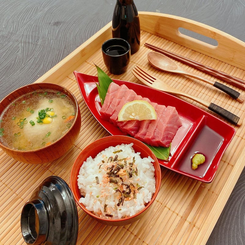 JapanBargain Sushi Boat Japanese Sashimi Sushi Serving Plate Snack Plate Appetizer Dishes Chip and Dip Plate 10 inch RedBlack 1Pack - Image 4