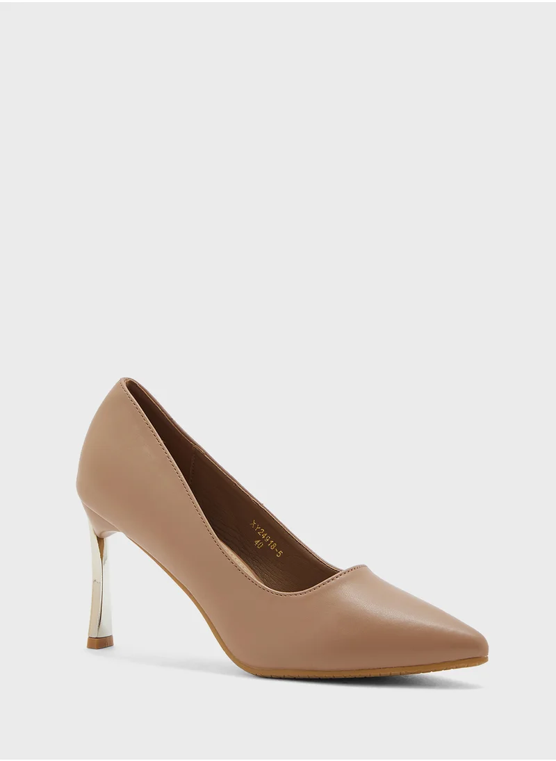 ELLA Essential Classic Pump