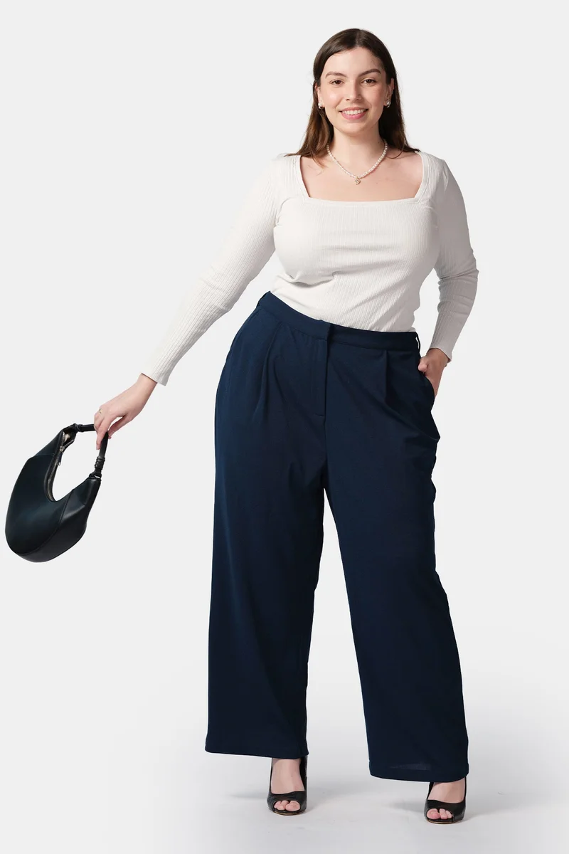 Virgio Solid Viscose High-Rise Pleated Plus Size Trousers for Women