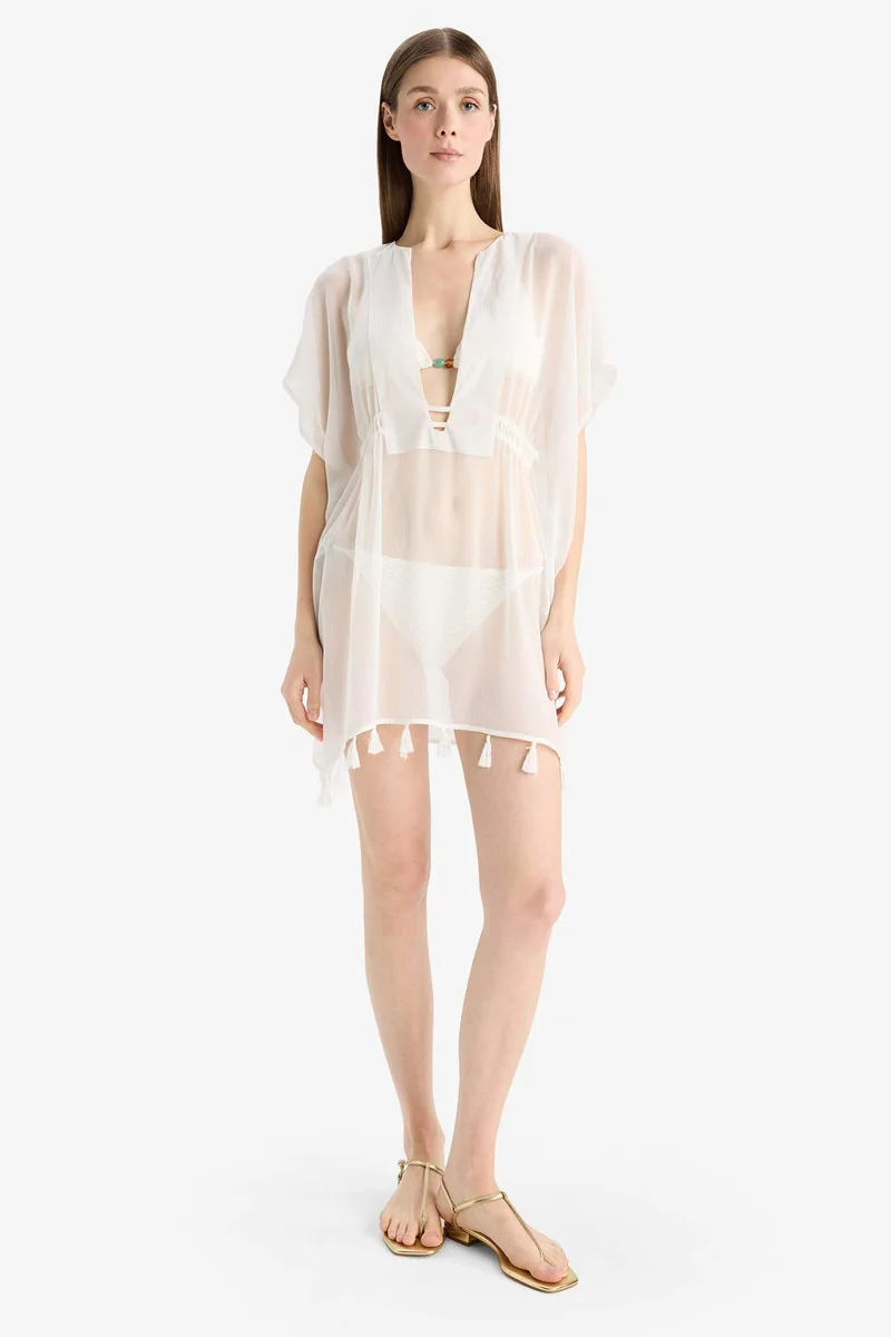 ديفاكتو Fall in Love White Chiffon Kimono